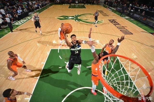 周琦21+17胡金秋伤退 广东再胜广厦总比分2-0
